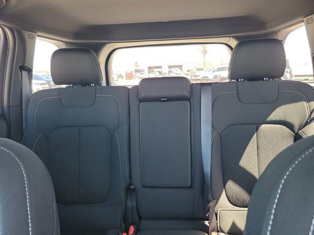 new 2025 Jeep Grand Cherokee car, priced at $43,375