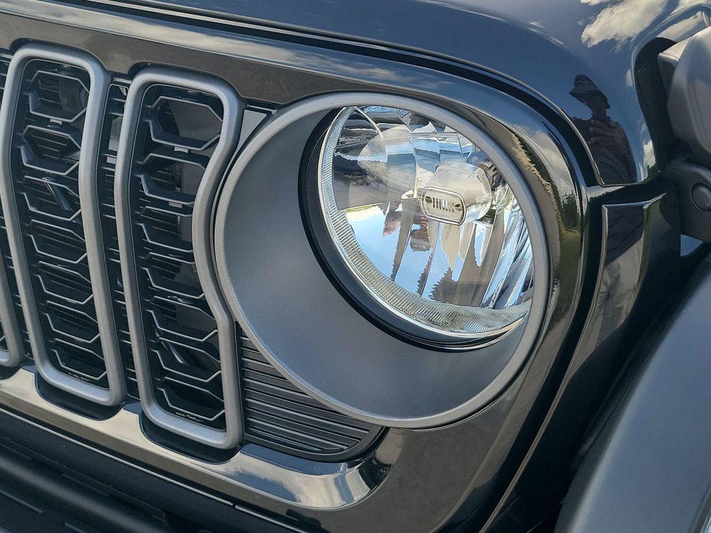 new 2025 Jeep Wrangler car, priced at $53,145