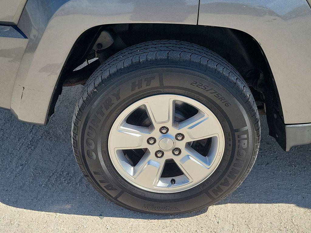 used 2012 Jeep Liberty car, priced at $6,299