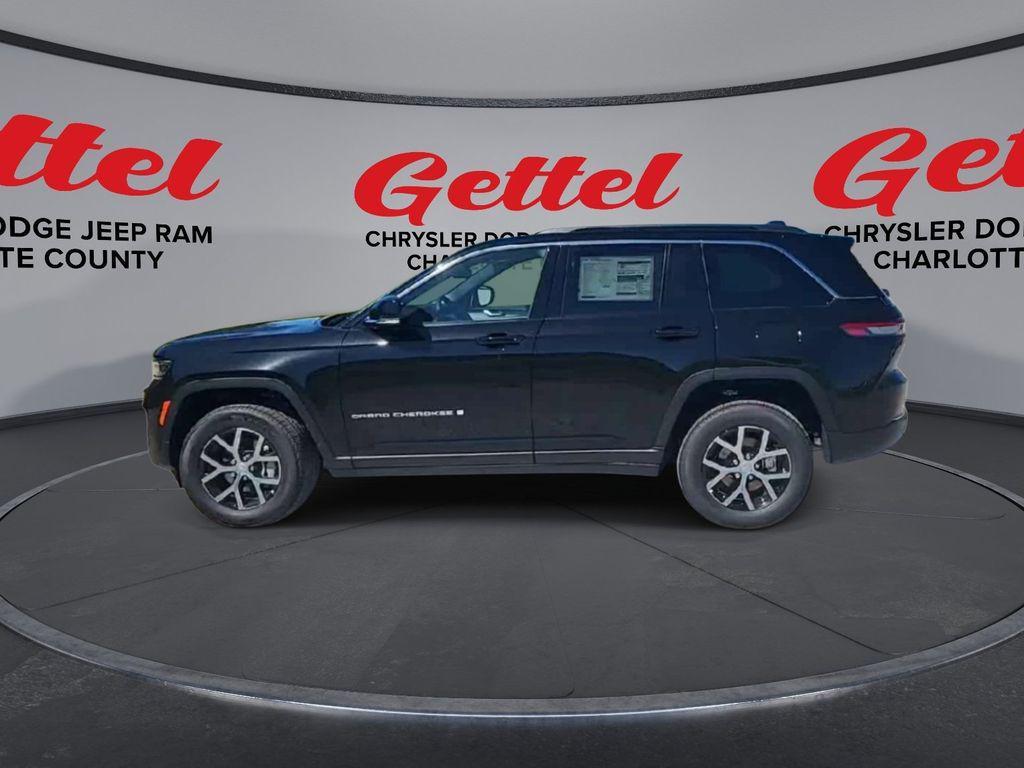 new 2025 Jeep Grand Cherokee car, priced at $40,745