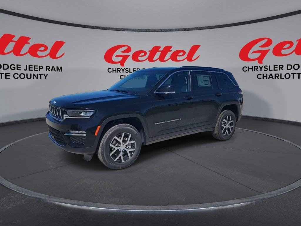new 2025 Jeep Grand Cherokee car, priced at $40,745