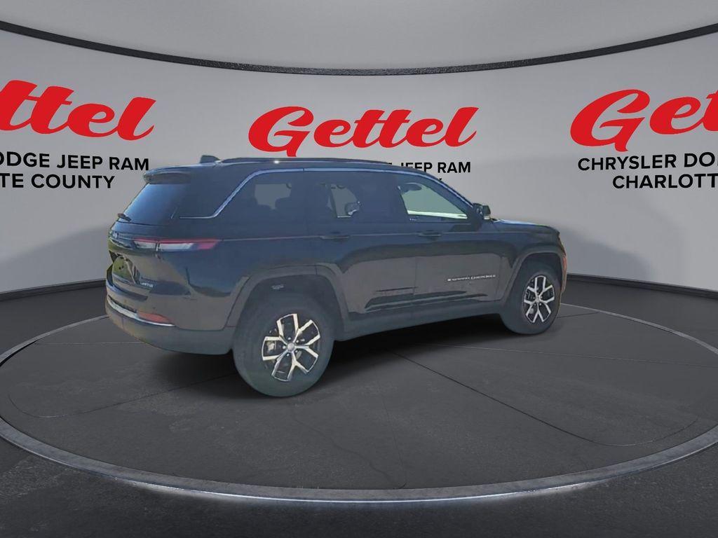 new 2025 Jeep Grand Cherokee car, priced at $40,745