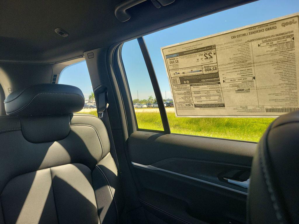 new 2025 Jeep Grand Cherokee car, priced at $40,745