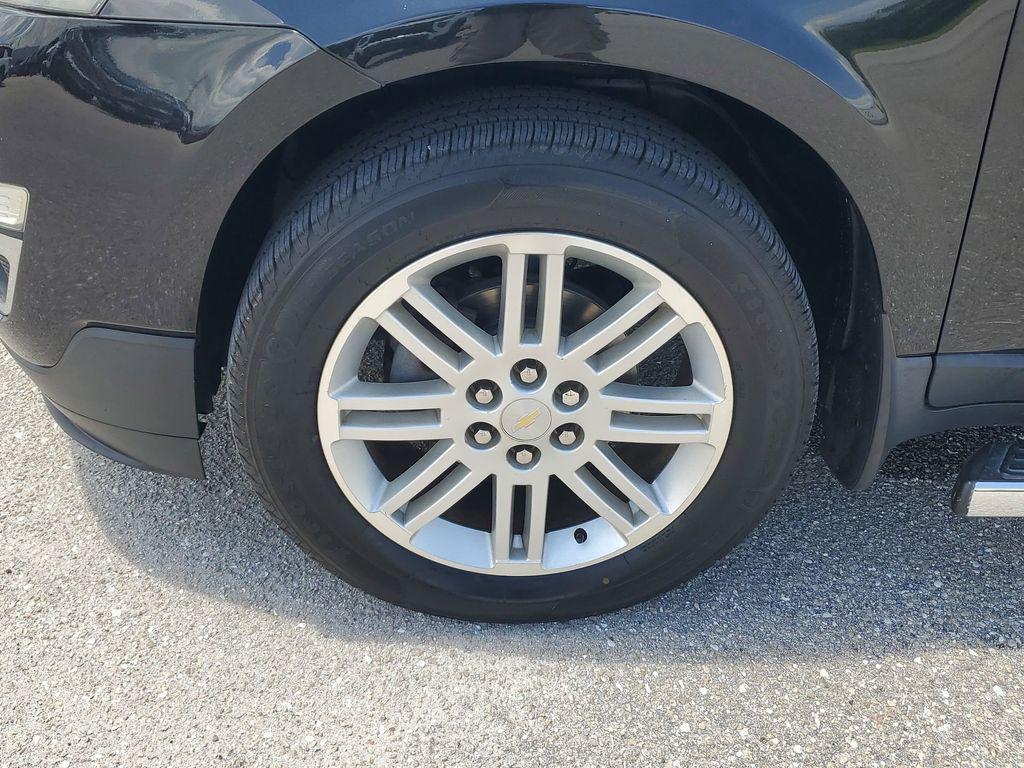 used 2015 Chevrolet Traverse car, priced at $8,997