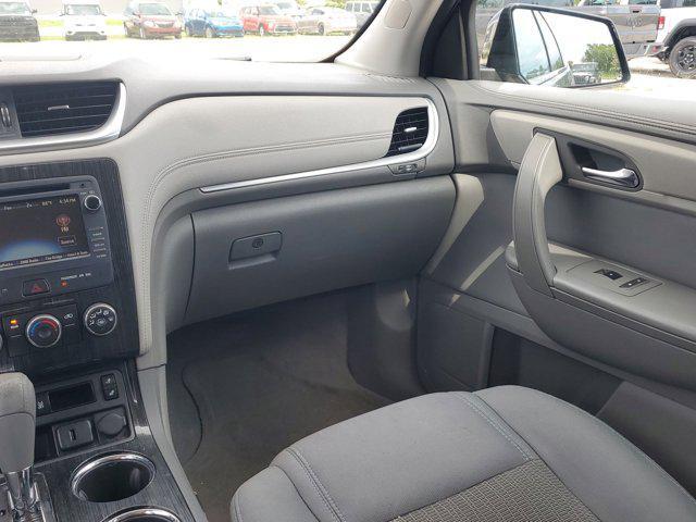 used 2015 Chevrolet Traverse car, priced at $10,555