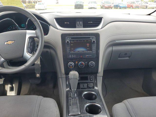 used 2015 Chevrolet Traverse car, priced at $10,555