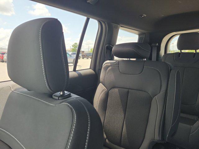 new 2025 Jeep Grand Cherokee L car, priced at $39,363