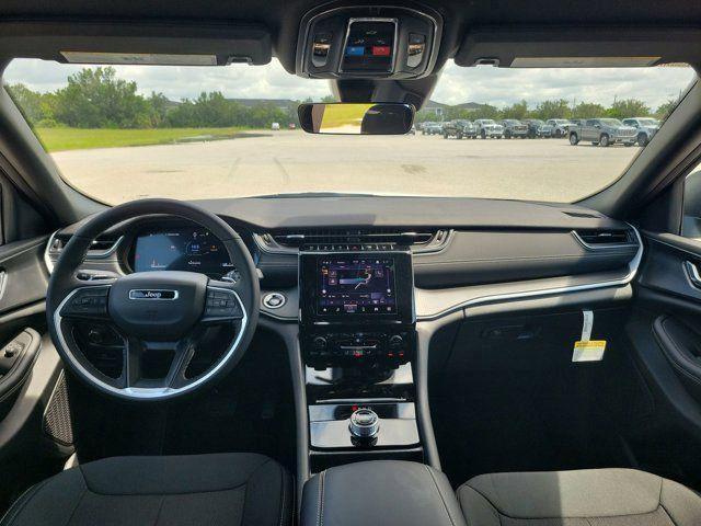 new 2025 Jeep Grand Cherokee L car, priced at $36,738