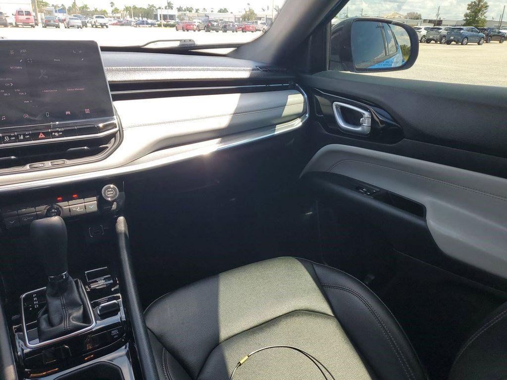 used 2024 Jeep Compass car, priced at $21,533