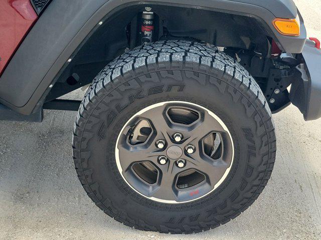 used 2021 Jeep Gladiator car, priced at $35,323