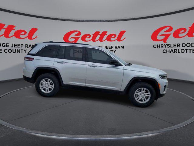 new 2025 Jeep Grand Cherokee car, priced at $41,220