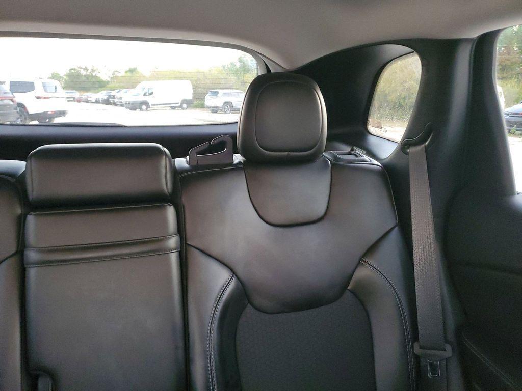 used 2019 Jeep Cherokee car, priced at $14,499