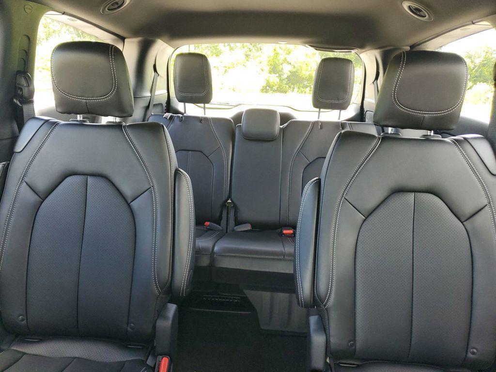 new 2026 Chrysler Pacifica car, priced at $37,038