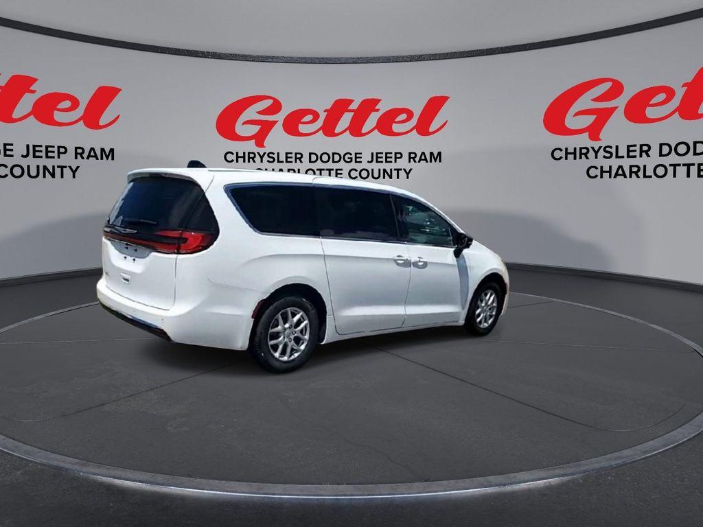 new 2026 Chrysler Pacifica car, priced at $37,038