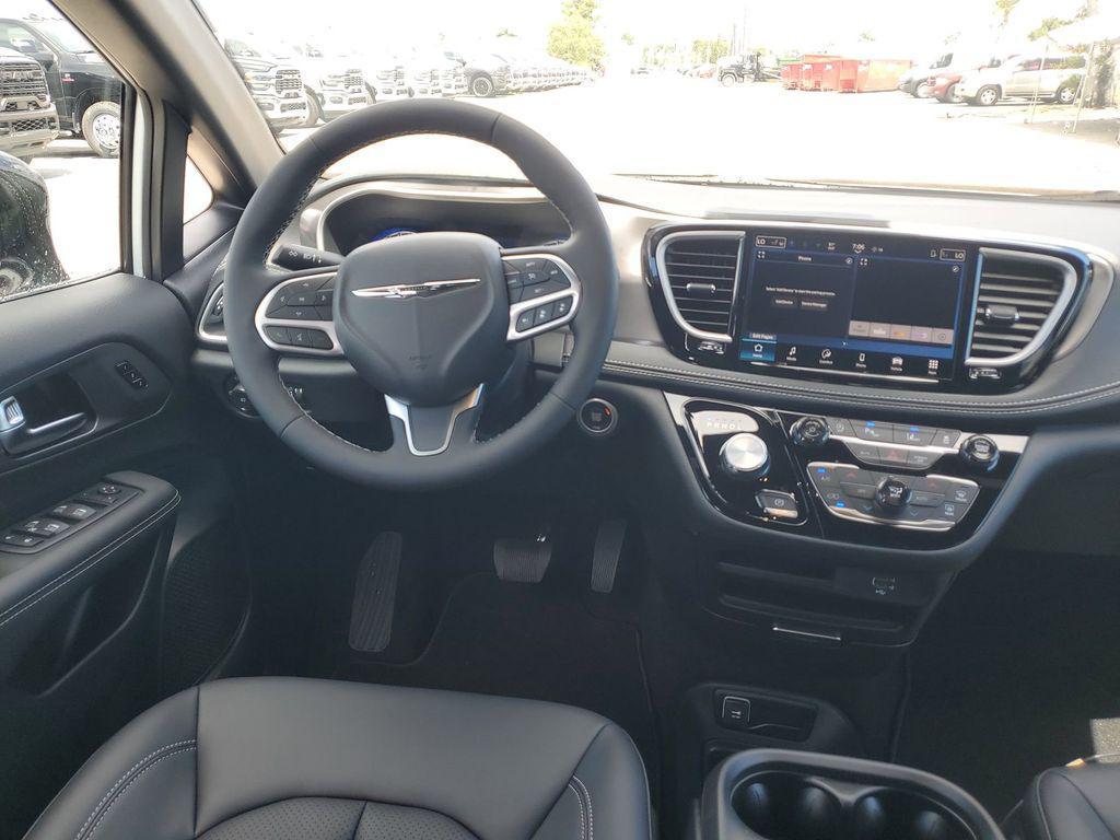 new 2026 Chrysler Pacifica car, priced at $37,038