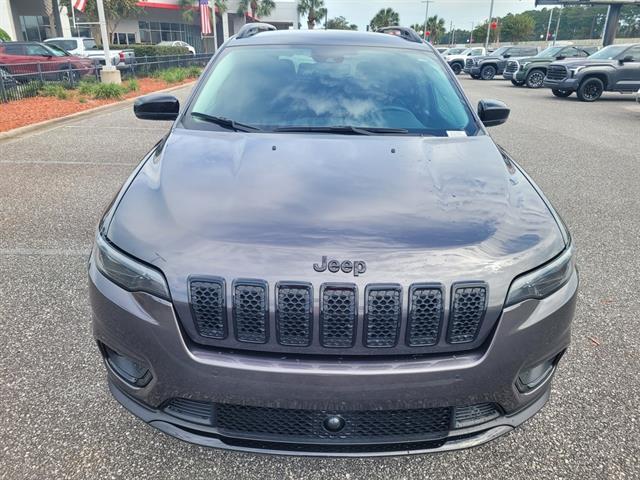 used 2023 Jeep Cherokee car, priced at $25,300