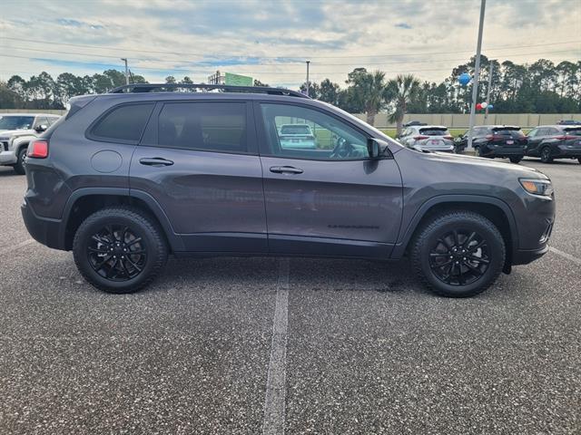 used 2023 Jeep Cherokee car, priced at $25,300