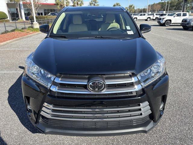 used 2019 Toyota Highlander car, priced at $27,950