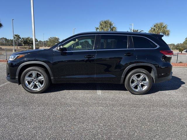 used 2019 Toyota Highlander car, priced at $27,950