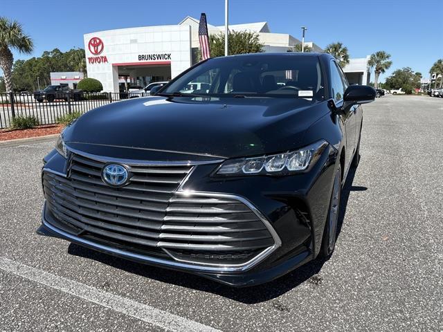 used 2022 Toyota Avalon Hybrid car, priced at $28,500