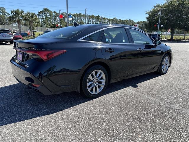 used 2022 Toyota Avalon Hybrid car, priced at $28,500