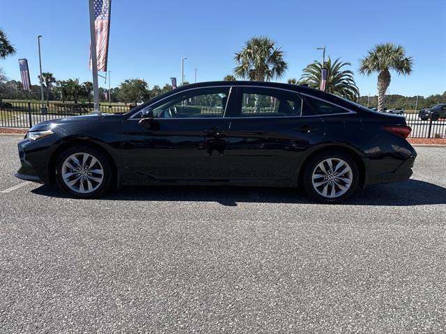 used 2022 Toyota Avalon Hybrid car, priced at $28,500