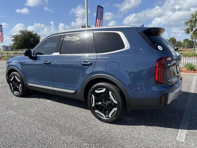 used 2023 Kia Telluride car, priced at $35,400