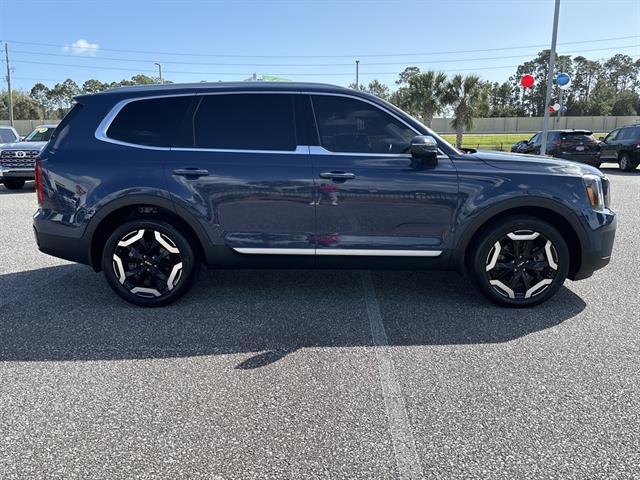 used 2023 Kia Telluride car, priced at $35,400