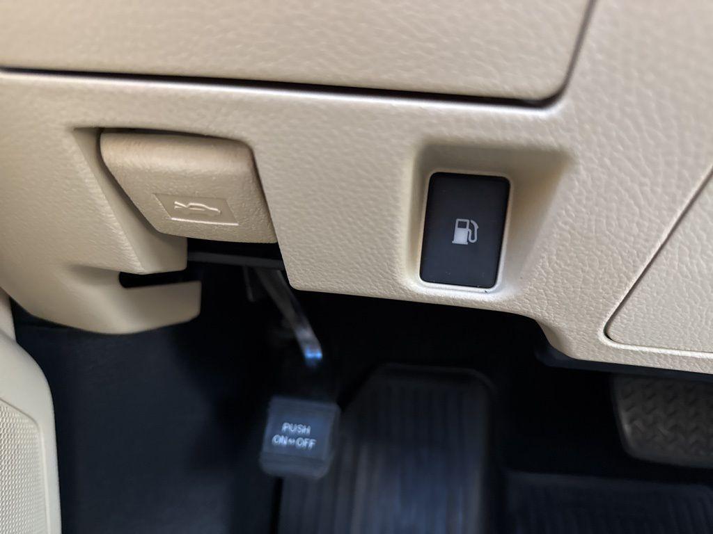 used 2017 Toyota Highlander car, priced at $21,950