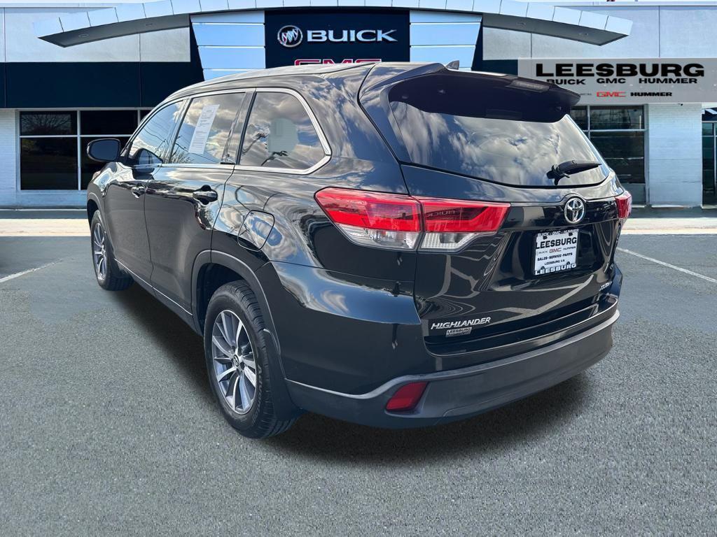 used 2017 Toyota Highlander car, priced at $21,950