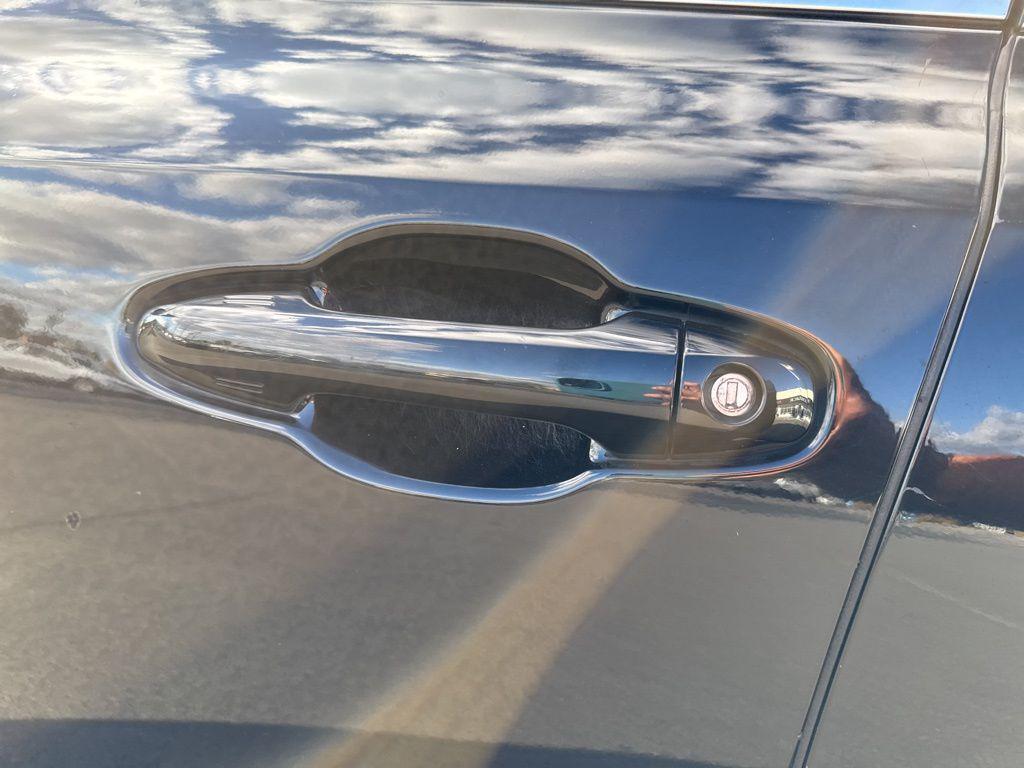 used 2017 Toyota Highlander car, priced at $21,950