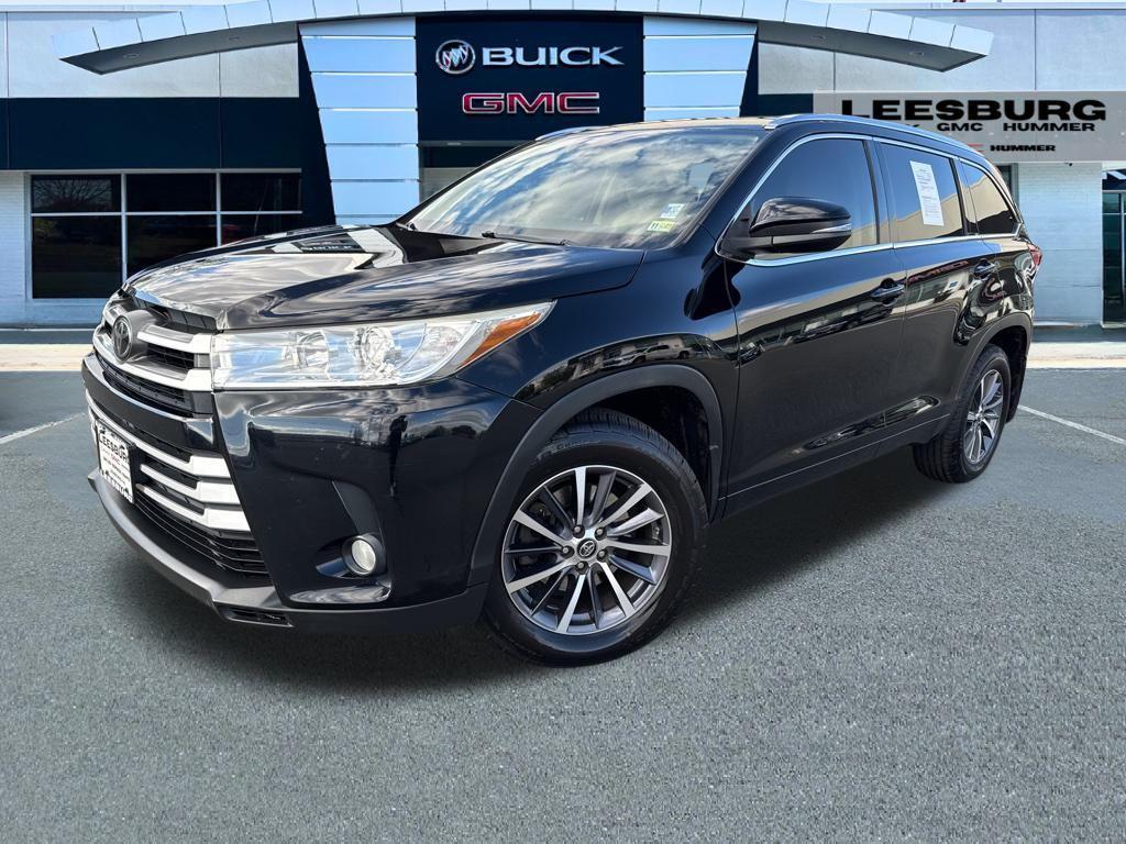 used 2017 Toyota Highlander car, priced at $21,950
