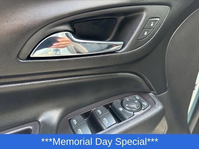 used 2022 Chevrolet Equinox car, priced at $19,839
