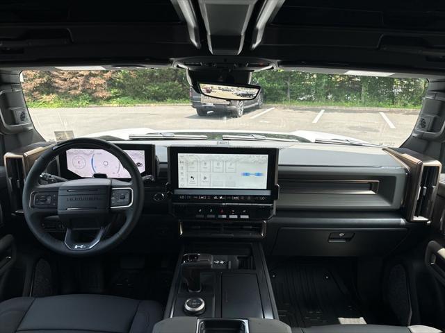 new 2025 GMC HUMMER EV Pickup car