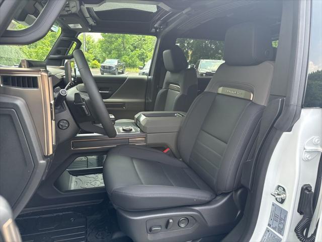 new 2025 GMC HUMMER EV Pickup car