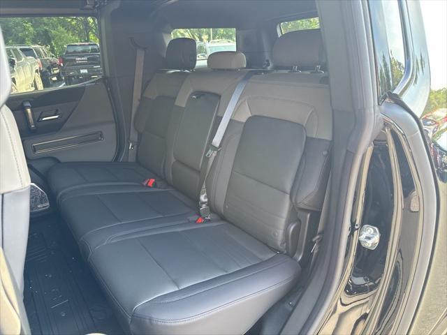 new 2025 GMC HUMMER EV SUV car