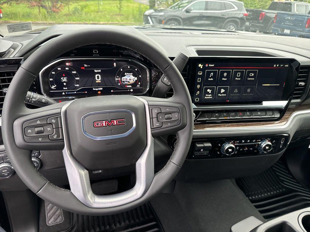 new 2025 GMC Sierra 1500 car, priced at $52,140