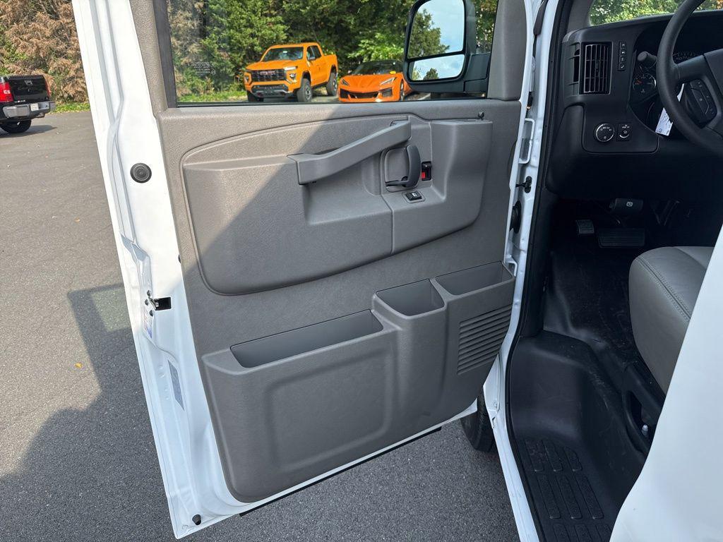 new 2025 GMC Savana 2500 car, priced at $46,595