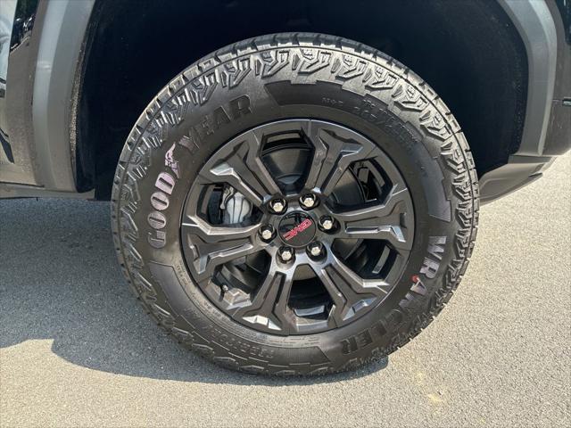 new 2025 GMC Canyon car