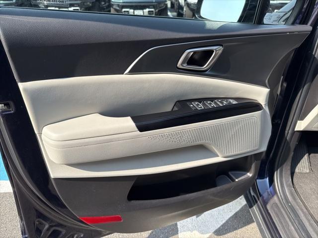 used 2024 Kia Carnival car, priced at $34,040