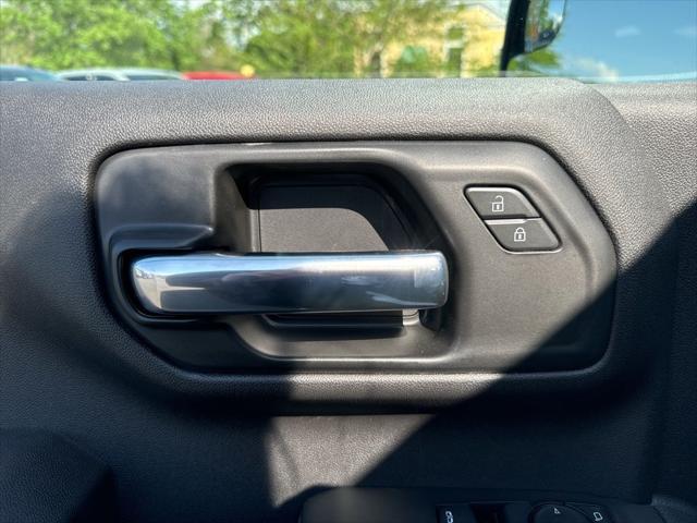 new 2025 GMC Sierra 1500 car