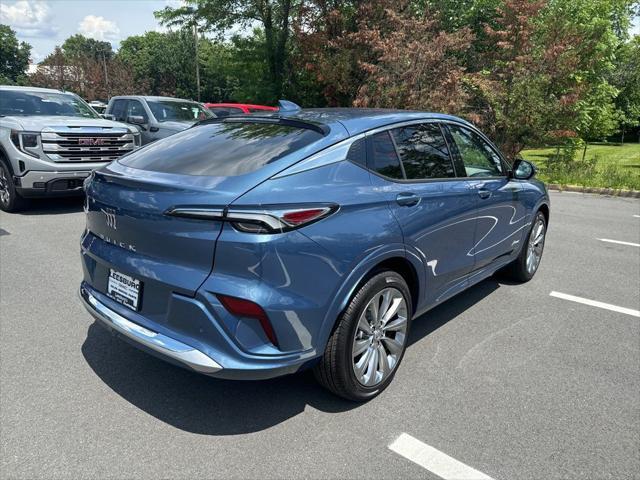 new 2025 Buick Envista car