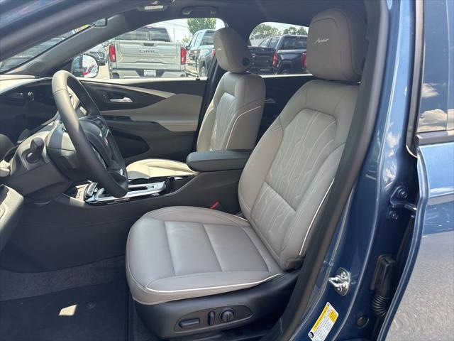 new 2025 Buick Envista car