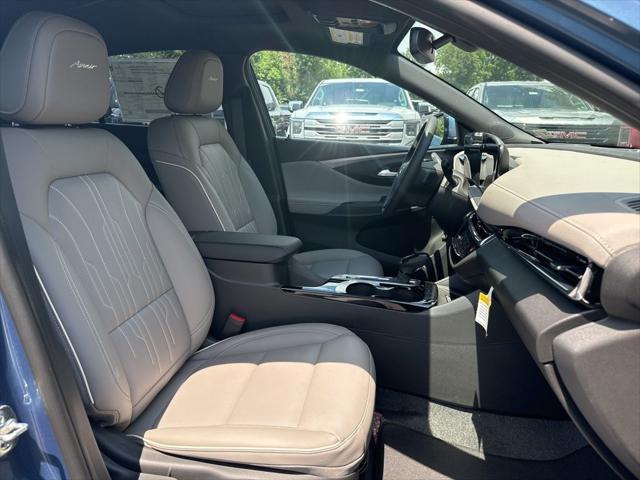 new 2025 Buick Envista car