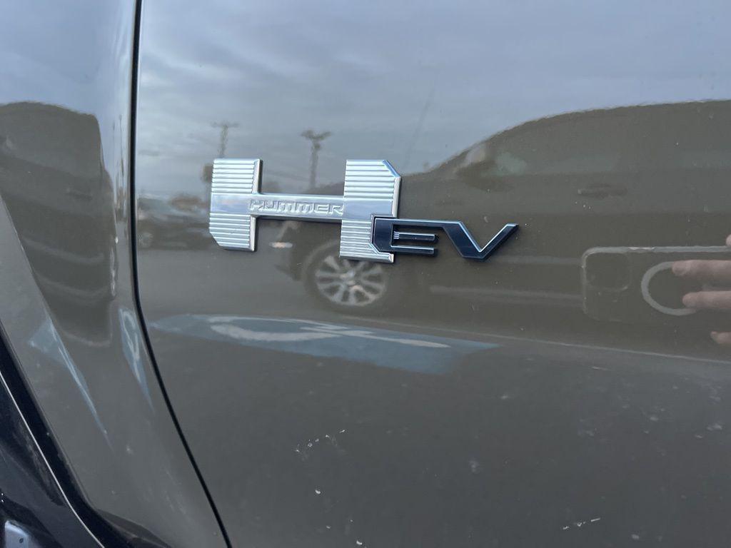 new 2025 GMC HUMMER EV Pickup car, priced at $87,820