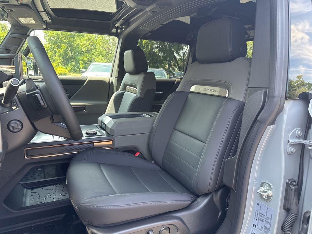 new 2025 GMC HUMMER EV Pickup car, priced at $96,419