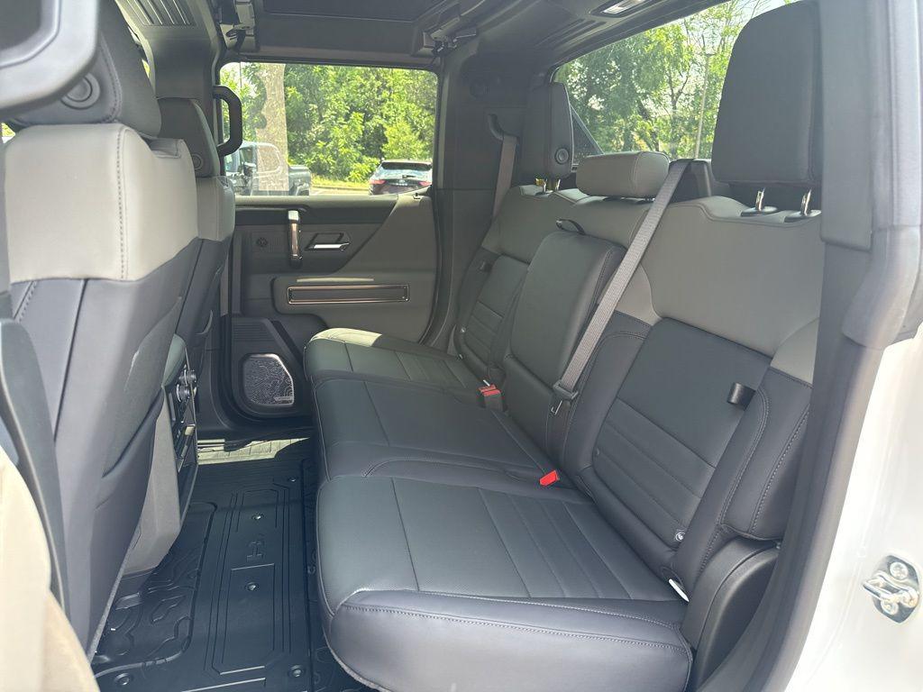new 2025 GMC HUMMER EV Pickup car, priced at $87,694
