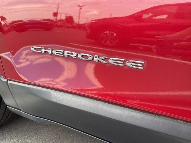 used 2014 Jeep Cherokee car, priced at $12,994
