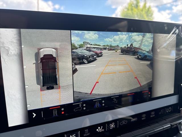 new 2025 GMC HUMMER EV SUV car