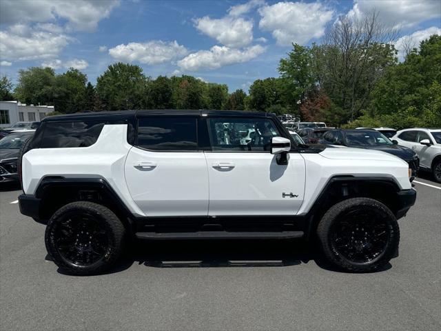 new 2025 GMC HUMMER EV SUV car